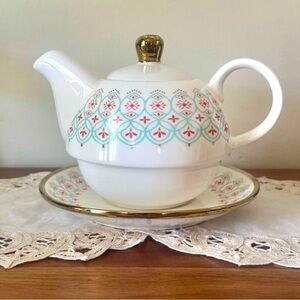 Pinky Up Addison Geometric Floral Motif Teapot & Saucer White Aqua Gold Trim